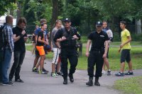 Policjanci podczas zabezpieczenia imprezy masowej &quot;Dni Mikołowa 2015&quot;