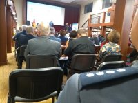 Konferencja w Miejskiej Bibliotece Publicznej w Mikołowie podczas obchodów XX-lecia powiatu