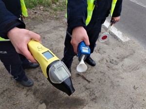 zdjęcie urządzeń do pomiaru trzeźości kierujących