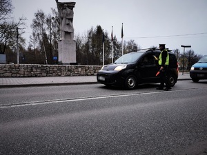 kontrola drogowa kierującego samochodem osobowym