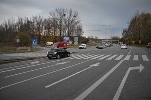 mikołowski odcinek drogi krajowej numer 81, jadące samochody