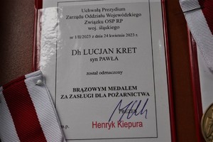 legitymacja do odznaczenia &quot;Za Zasługi dla Pożarnictwa&quot;