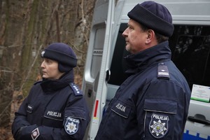 wykładowcy szkoły policji, kobieta i mężczyzna