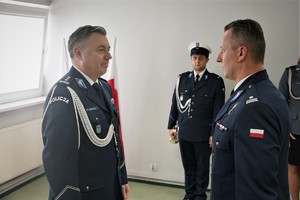 komendant wojewódzki policji w Katowicach oraz Pierwszy Zastępca Komendanta Powiatowego Policji w Mikołowie