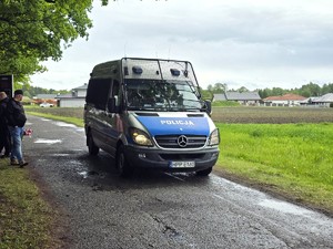 na zdjęciu widać radiowóz