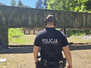 na zdjęciu widać instruktora