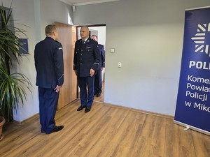 na zdjęciu widać policjantów