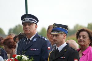 na zdjęciu widać uczestników uroczystości