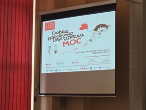 na zdjeciu widać prezentację