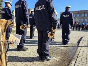 na zdjeciu widać orkiestrę