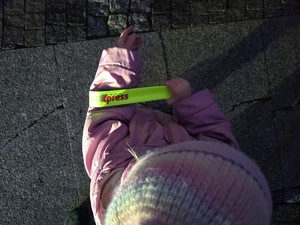 na zdjęciu widać odblask