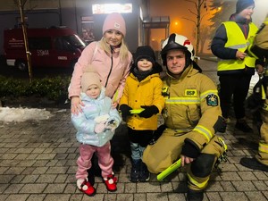 na zdjęciu widać strażaków