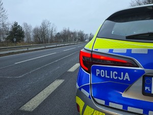 na zdjeciu widać radiowóz