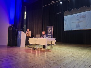 na zdjęciu widać prelegentów