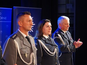 na zdjęciu widać policjantów